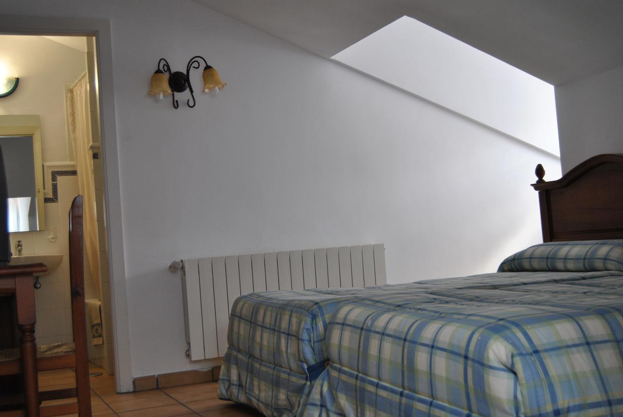Hostal Rural Amador Puente de Vadillos Rom bilde